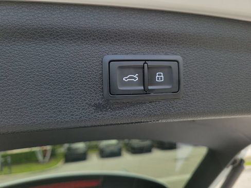 Certified 2024 Audi Q3 2.0T Premium Plus AWD/4WD image 31