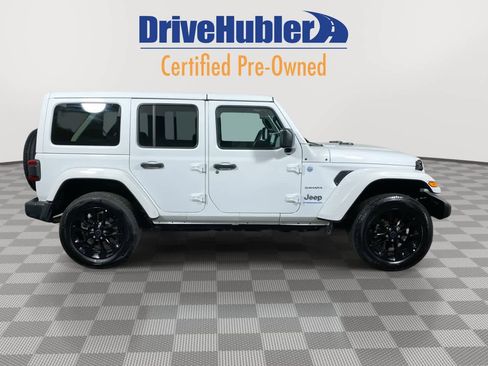 Used 2024 Jeep Wrangler Sahara image 9