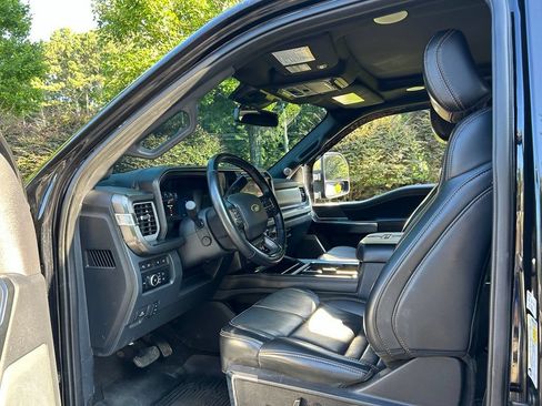 Used 2024 Ford F250 Platinum AWD/4WD image 54
