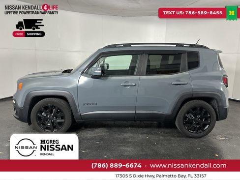 Used 2017 Jeep Renegade Altitude image 7