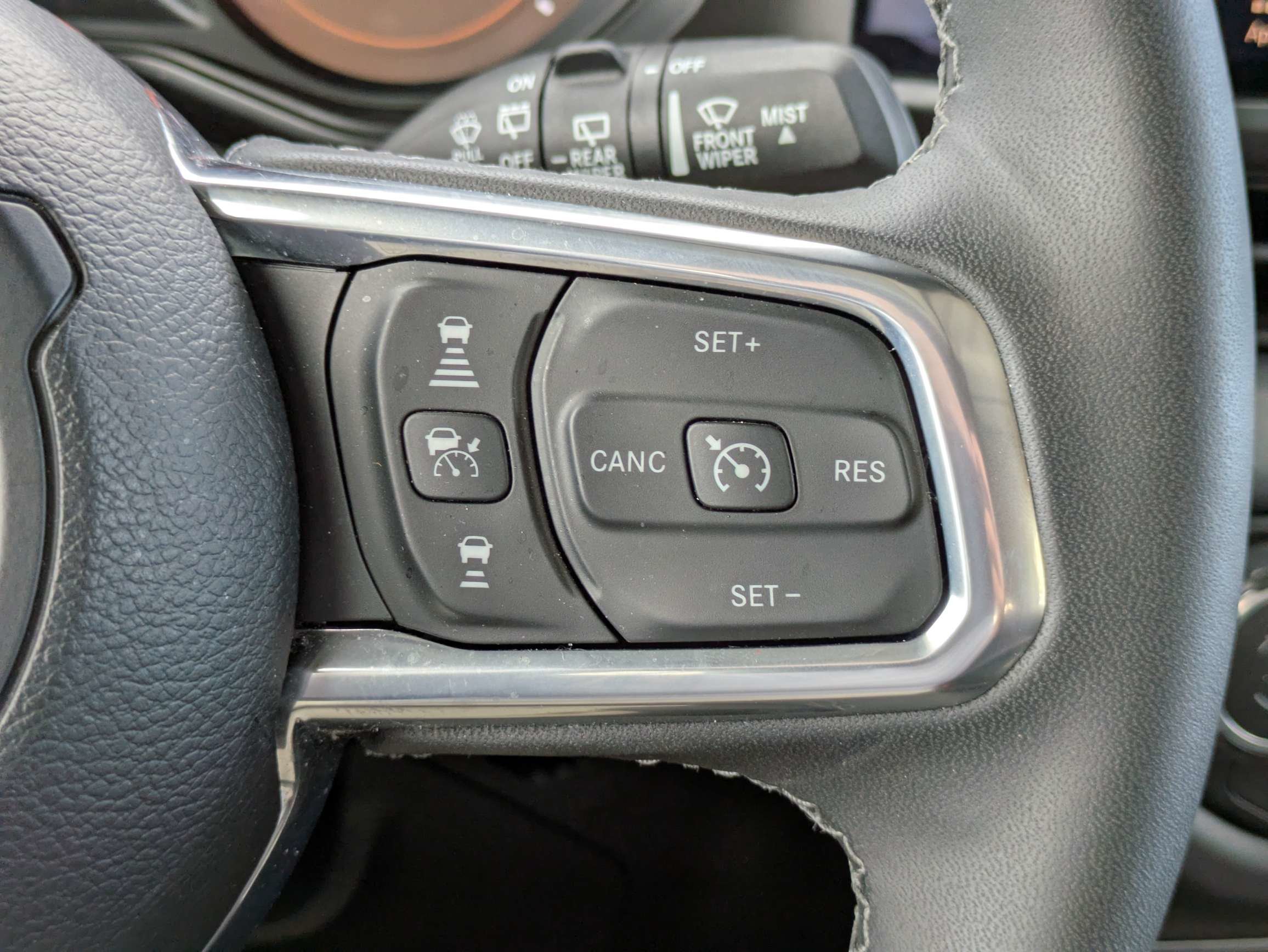 Used 2026 Jeep Wrangler Unlimited Sahara AWD/4WD image 23