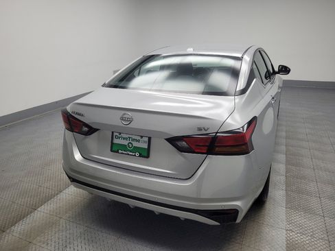 Used 2023 Nissan Altima 2.5 SV image 7