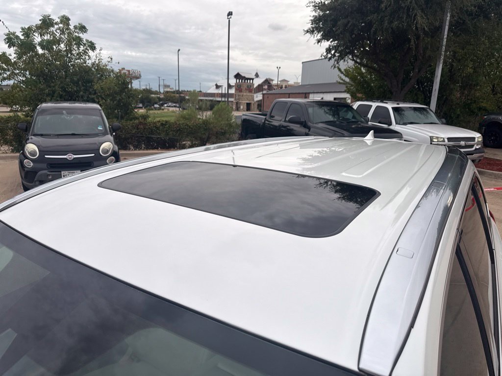 Used 2019 Toyota Highlander Limited FWD image 10