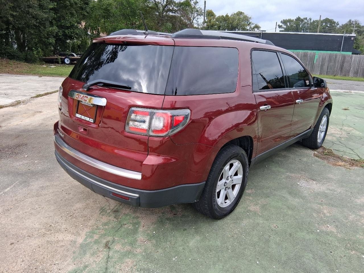 Used 2016 GMC Acadia SLE FWD image 5