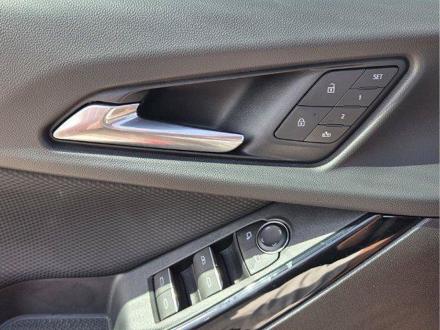 Used 2026 Chevrolet Equinox RS w/ Convenience Package III FWD image 23