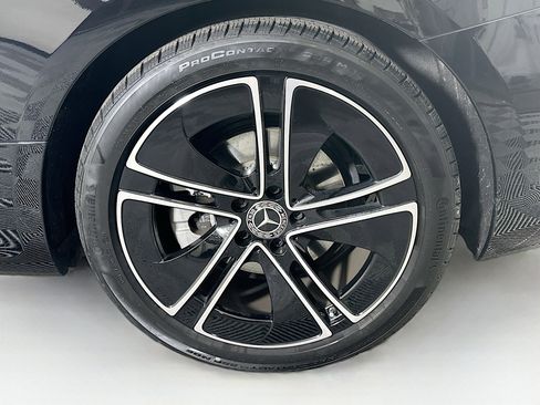 Used 2025 Mercedes-Benz CLE 300 4MATIC Coupe image 11