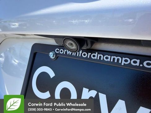 Used 2016 Ford Fusion SE w/ Equipment Group 202A FWD image 11