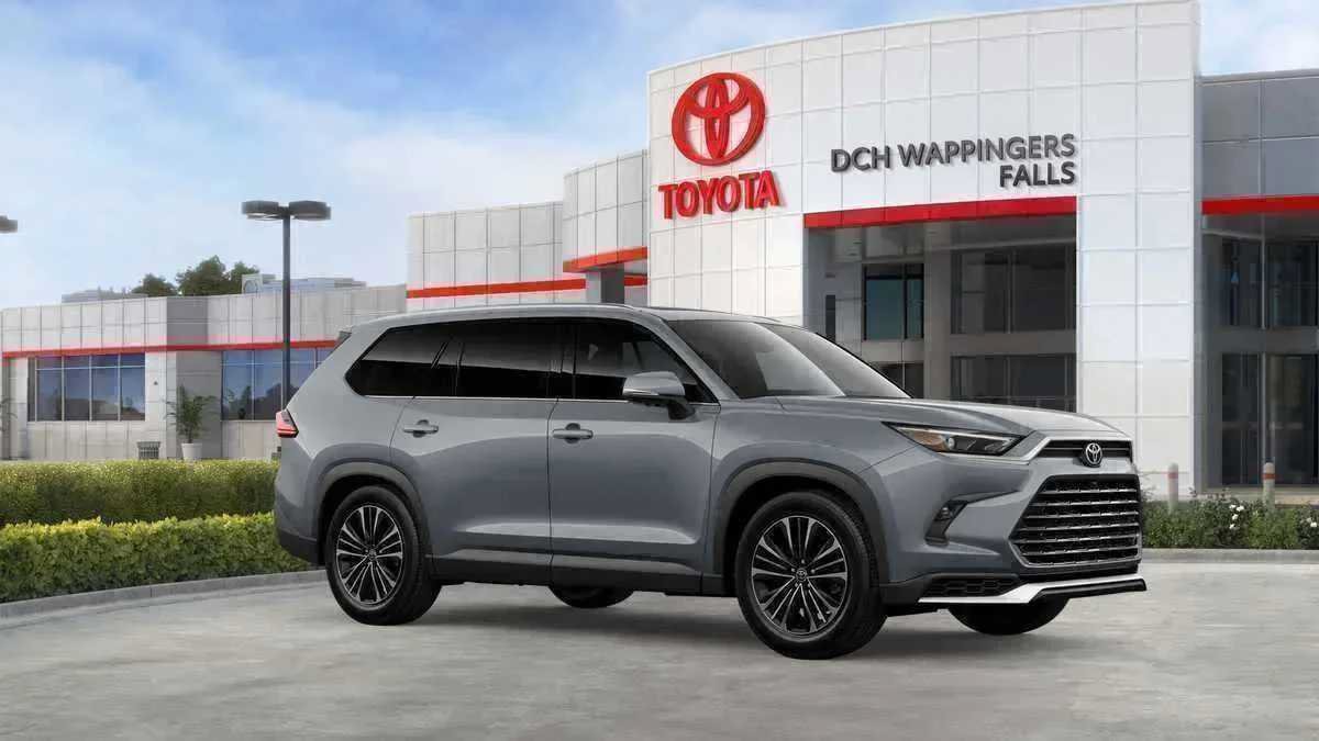 New 2026 Toyota Grand Highlander AWD Hybrid image 16
