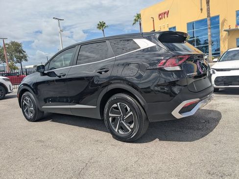 Certified 2023 Kia Sportage LX AWD/4WD image 3