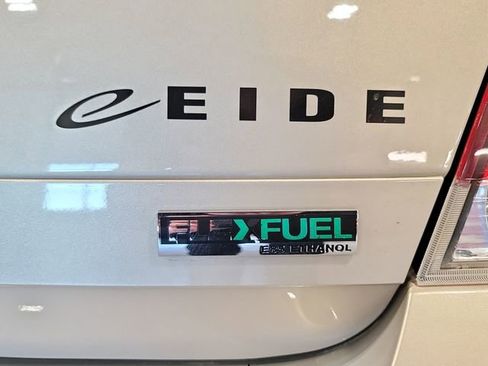 Used 2012 Chevrolet Impala LTZ FWD image 15