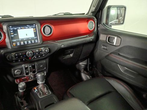 Used 2018 Jeep Wrangler Unlimited Rubicon w/ Dual Top Group image 35