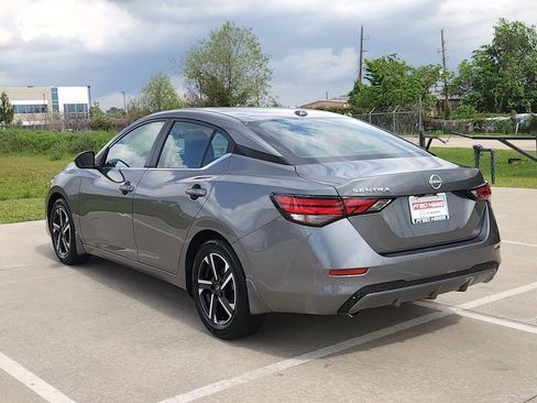 Certified 2025 Nissan Sentra SV w/ Trunk Package image 11