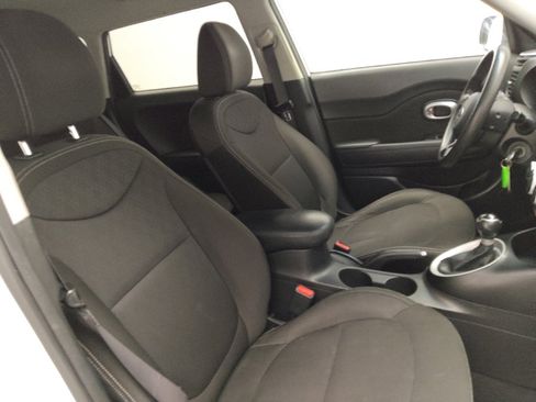 Used 2016 Kia Soul image 21