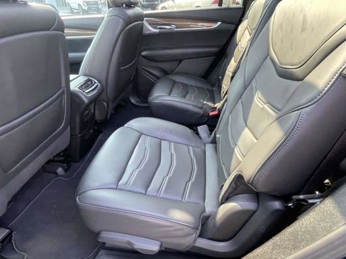 Certified 2023 Cadillac XT6 Premium Luxury w/ Platinum Package image 12