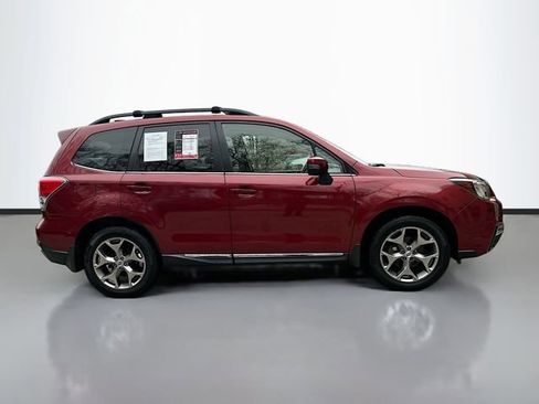 Used 2017 Subaru Forester 2.5i Touring image 5
