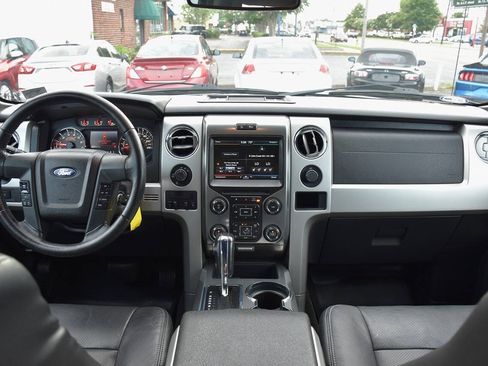 Used 2014 Ford F150 FX4 w/ Equipment Group 402A Luxury AWD/4WD image 14