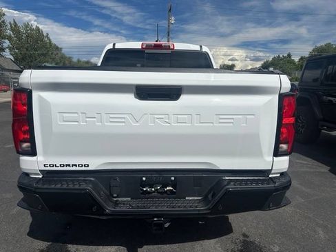 Used 2024 Chevrolet Colorado Z71 w/ LPO, Dark Essentials Package AWD/4WD image 7