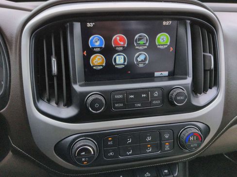Used 2016 GMC Canyon SLE w/ SLE Convenience Package image 28