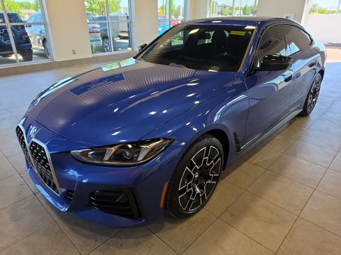 Used 2025 BMW 430i xDrive w/ M Sport Package AWD/4WD image 1