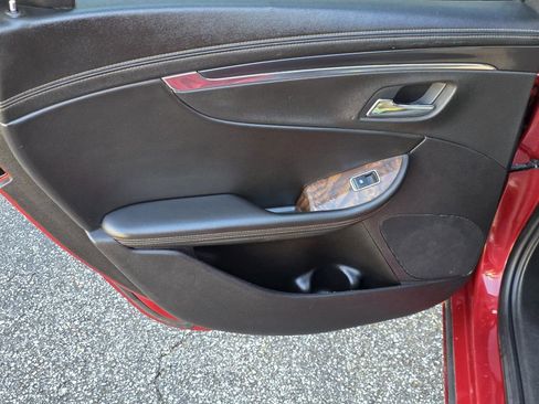 Used 2015 Chevrolet Impala LTZ image 26