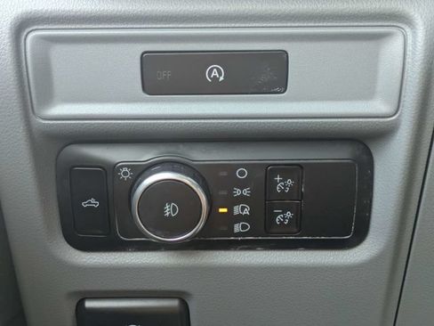 Used 2025 Ford F150 XLT w/ Equipment Group 301A Standard AWD/4WD image 24
