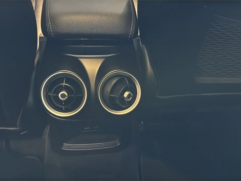 Used 2020 Alfa Romeo Stelvio Ti w/ Nero Edizione image 21