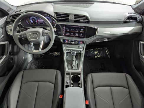 New 2025 Audi Q3 2.0T Premium image 10
