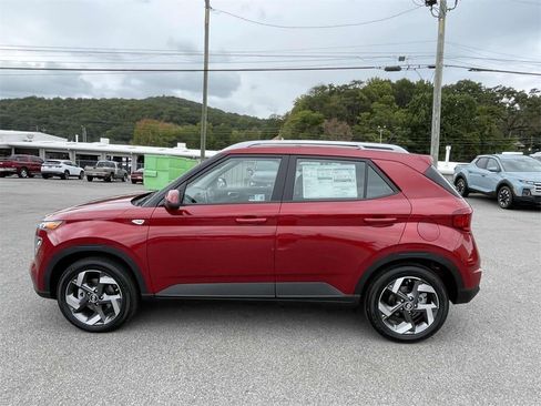New 2026 Hyundai Venue SEL image 23