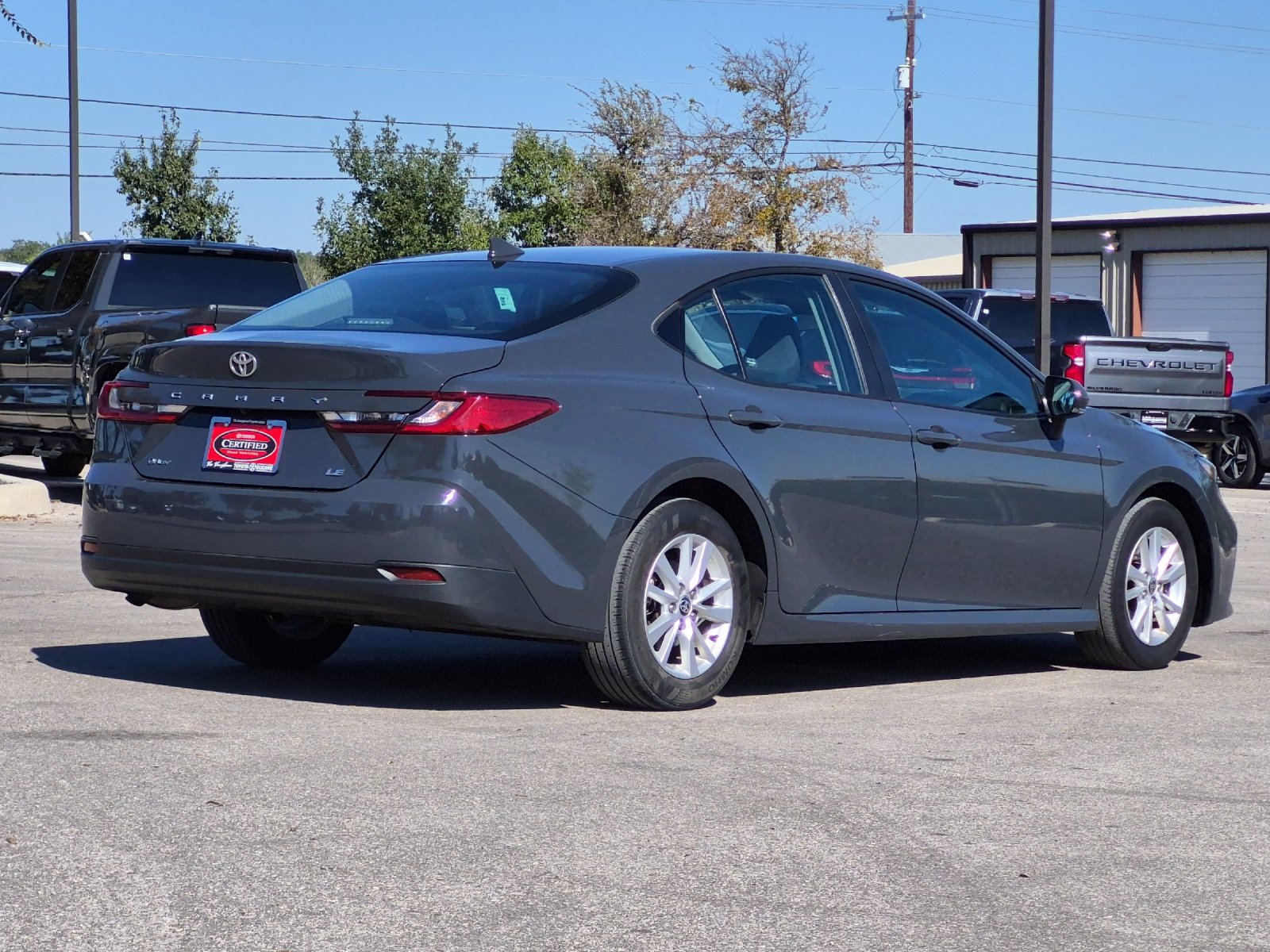 Certified 2025 Toyota Camry LE FWD image 5