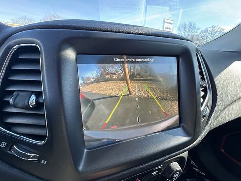 Used 2019 Jeep Compass Trailhawk image 13