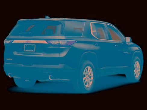 Used 2021 Chevrolet Traverse LS FWD image 2