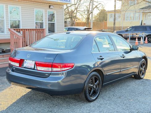 Used 2004 Honda Accord EX image 4