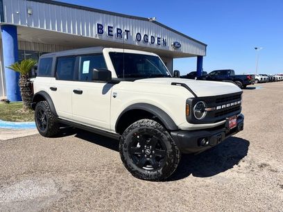New 2025 Ford Bronco Big Bend w/ Black Diamond Package