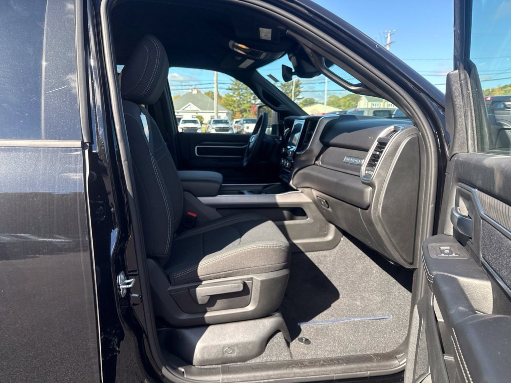 New 2027 RAM 2500 Big Horn AWD/4WD image 25