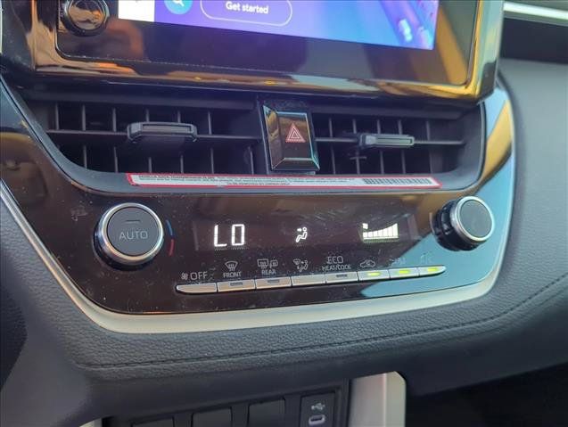 Certified 2024 Toyota Corolla Cross LE AWD/4WD image 18
