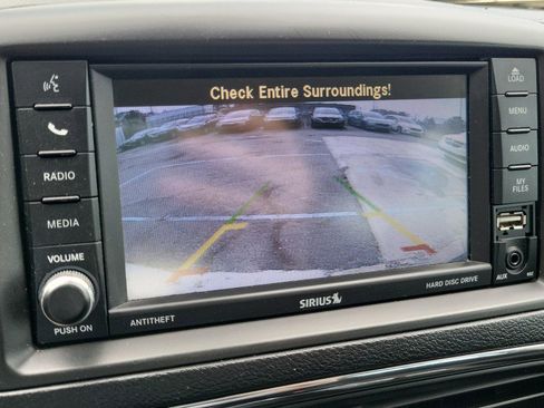 Used 2019 Dodge Grand Caravan SE w/ UConnect Hands-Free Group FWD image 27