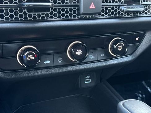 Certified 2025 Honda HR-V Sport image 24