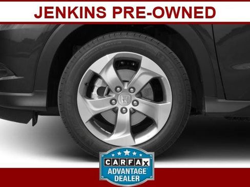 Used 2018 Honda HR-V LX image 11