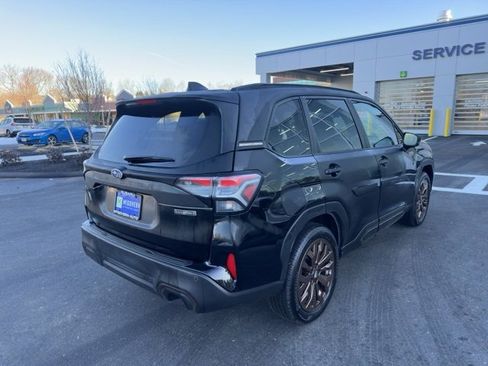 Used 2025 Subaru Forester Sport image 6