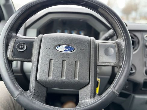 Used 2012 Ford F250 XL image 22