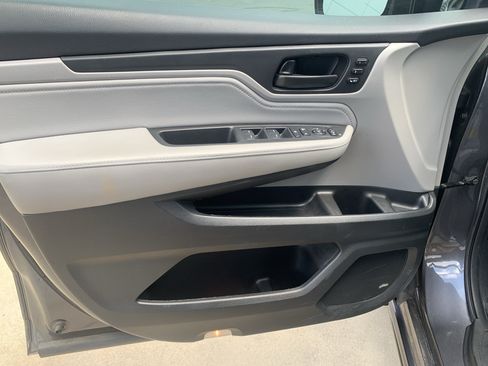 Used 2019 Honda Odyssey Touring image 13
