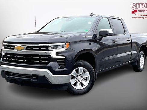 Used 2023 Chevrolet Silverado 1500 LT w/ Protection Package image 3