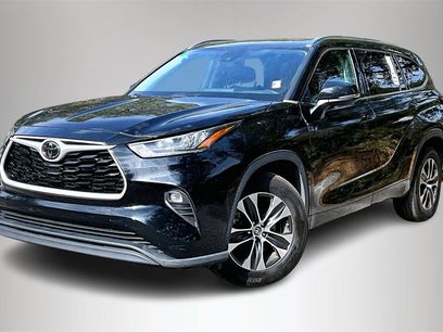 Used 2020 Toyota Highlander XLE