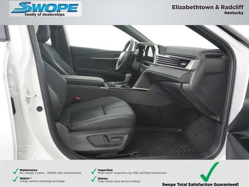 Used 2025 Toyota Camry XSE image 10