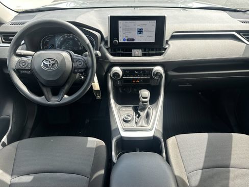 Used 2025 Toyota RAV4 LE AWD/4WD image 18