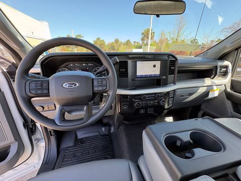 New 2026 Ford F350 XL w/ 360-Degree Camera Package RWD image 7