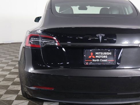 Used 2021 Tesla Model 3 Standard Range Plus image 14