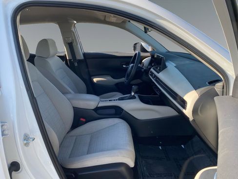 Used 2024 Honda HR-V LX image 15