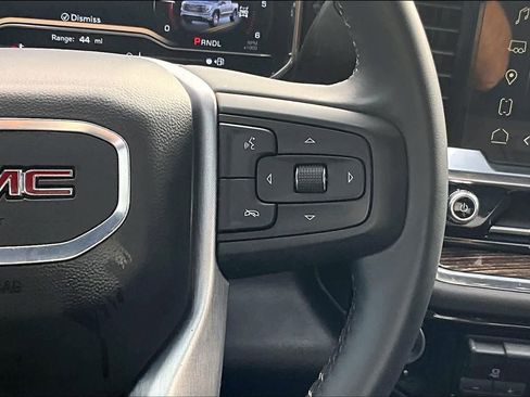 Used 2024 GMC Sierra 1500 Elevation image 26