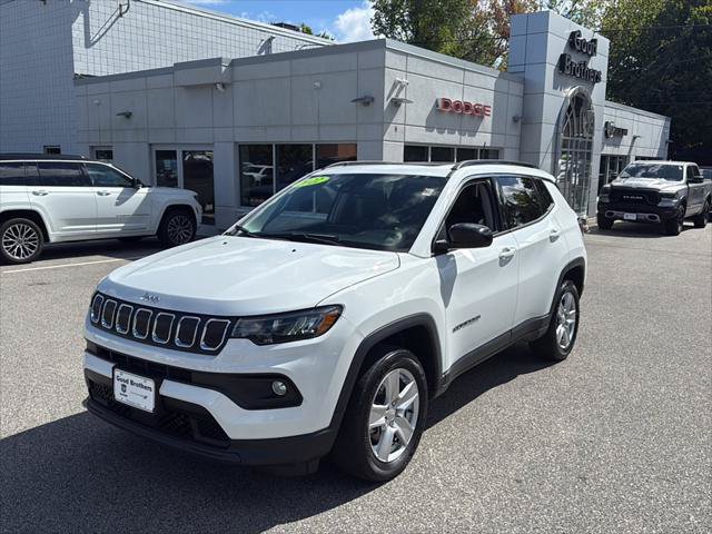 Certified 2022 Jeep Compass Latitude w/ Sun and Sound Group AWD/4WD image 1